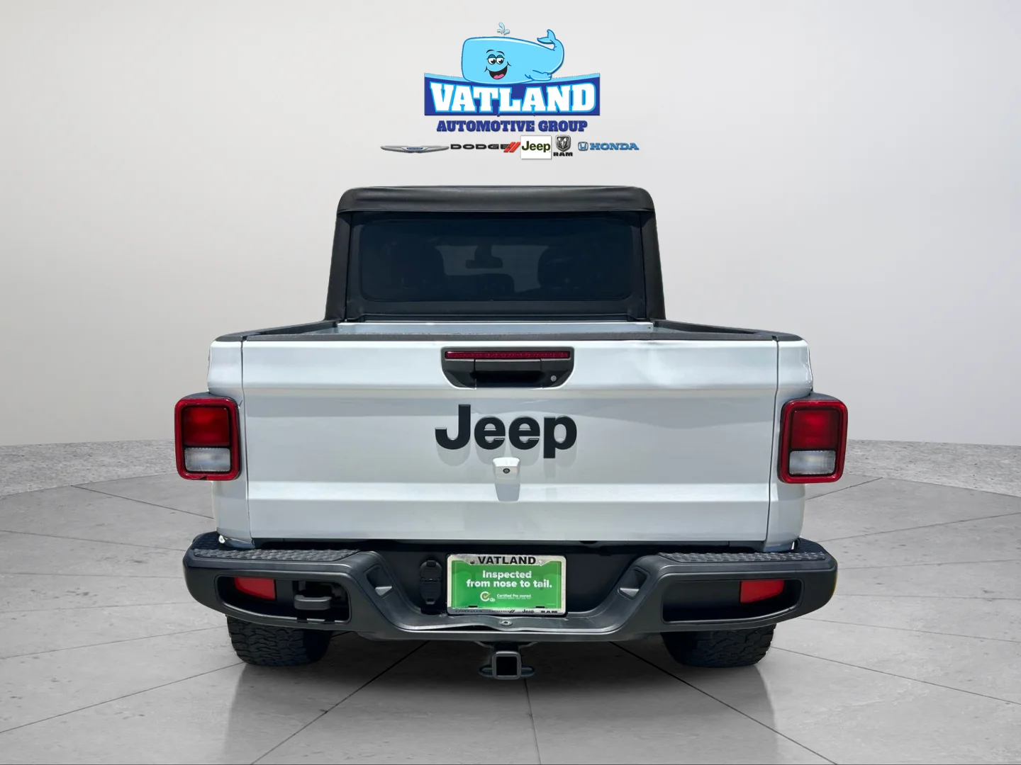 Used 2020 Bright White Clearcoat Jeep Sport image 4