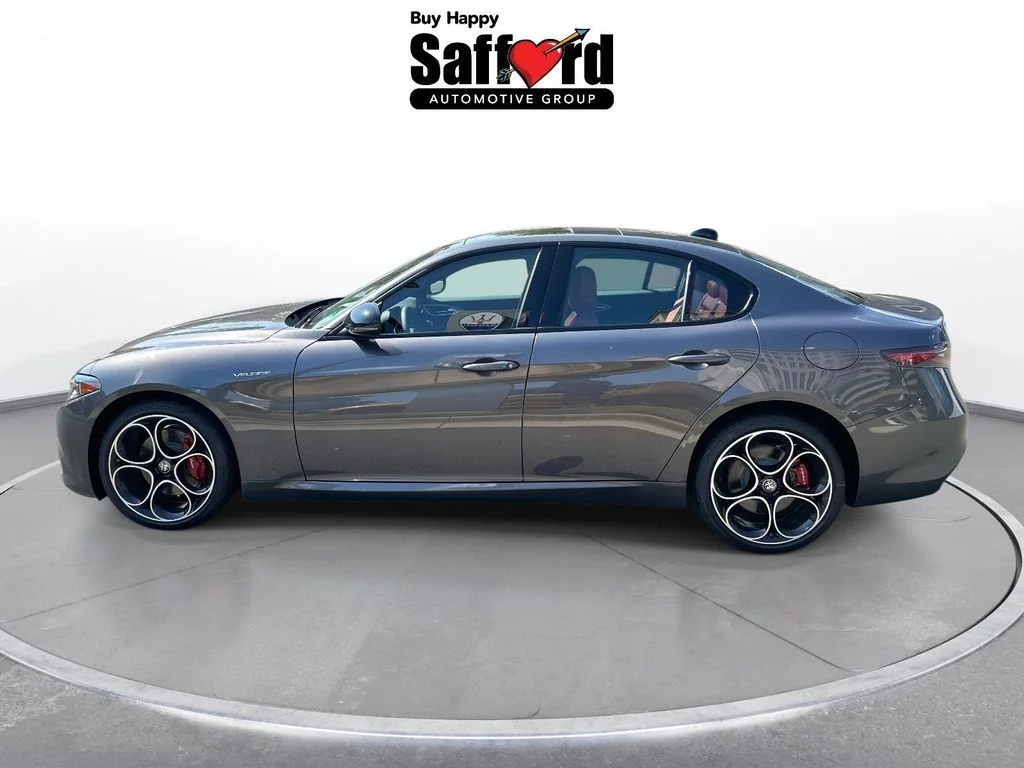 2025 Alfa Romeo Giulia Base - Photo 6