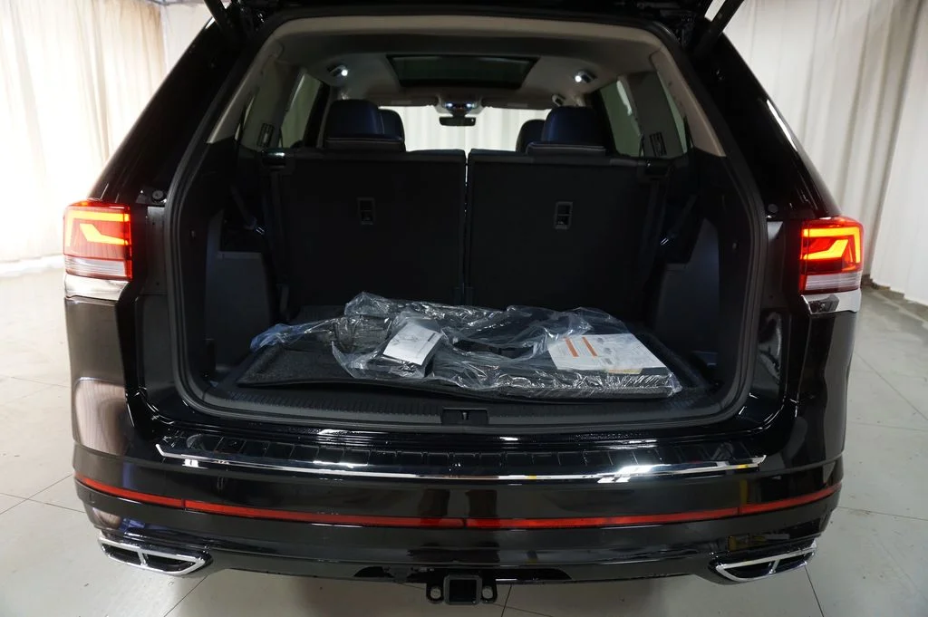 New 2026 Black Volkswagen SEL Premium R-Line image 35