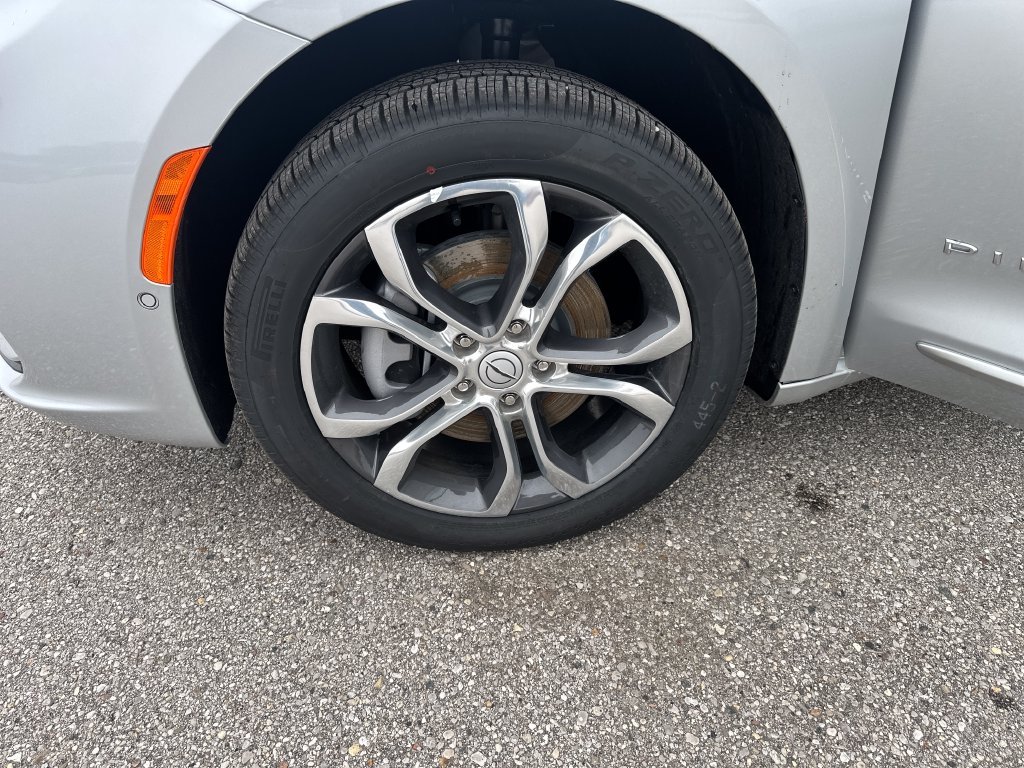 2026 Chrysler Pacifica Pinnacle - Photo 10