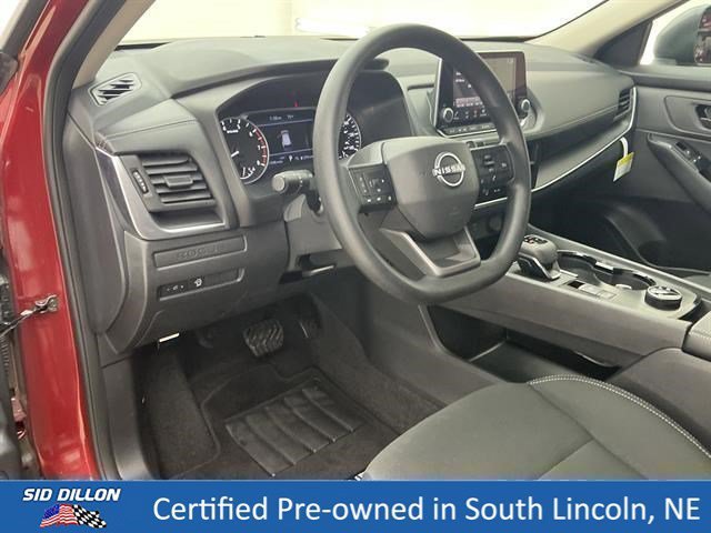 Certified Used 2025 Scarlet Ember Tintcoat Nissan S image 16