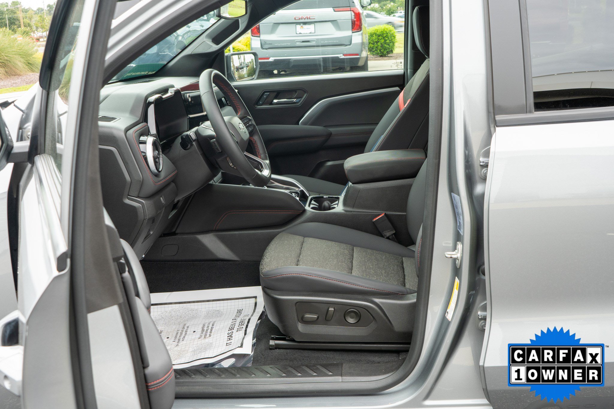 Used 2024 Sterling Gray Metallic Chevrolet 4WD Z71 image 28