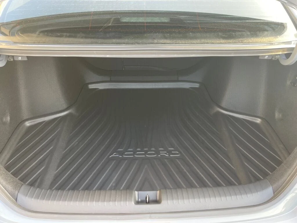 Certified Used 2025 Urban Gray Pearl Honda EX-L image 26