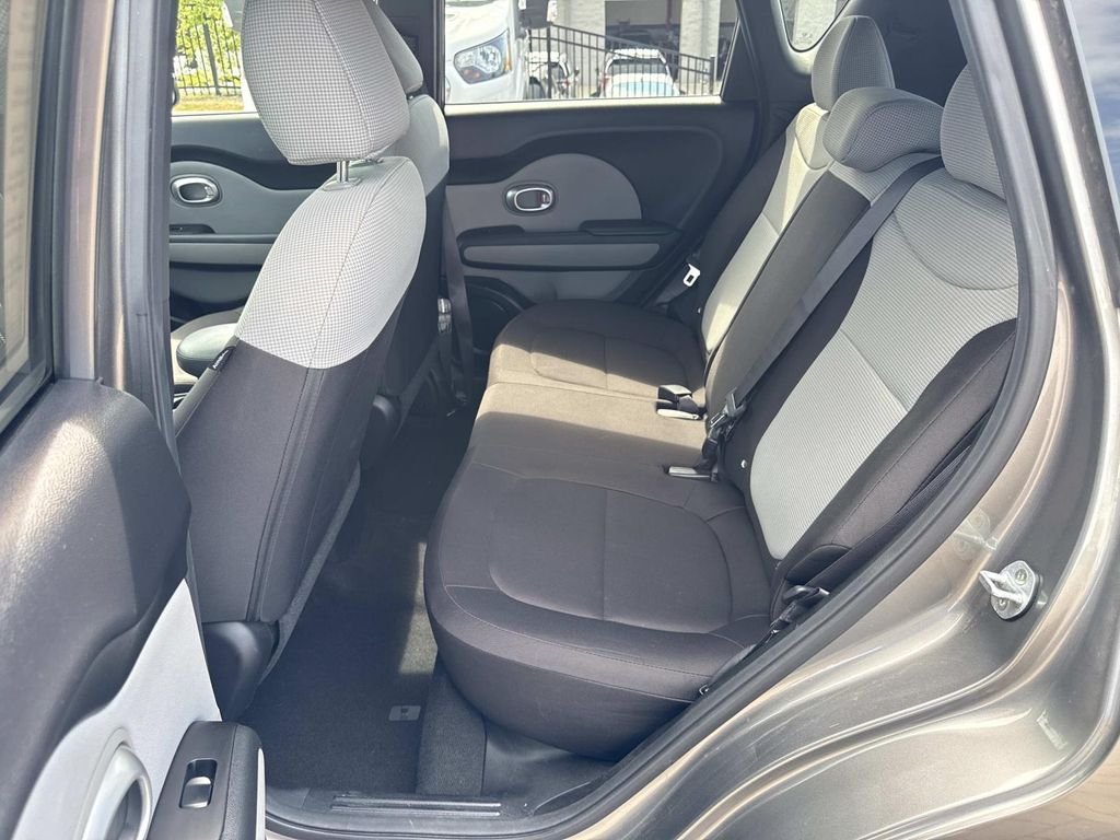 Used 2016 Gray Kia Base image 22