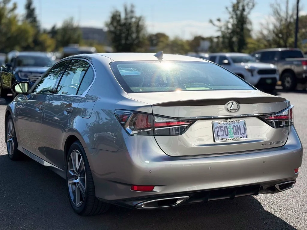 Used 2016 Silver Lexus 350 image 3