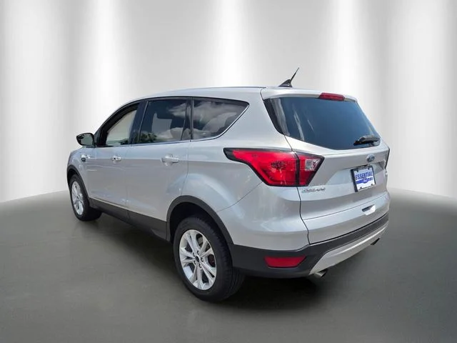 Certified Used 2019 Ingot Silver Ford SE image 3