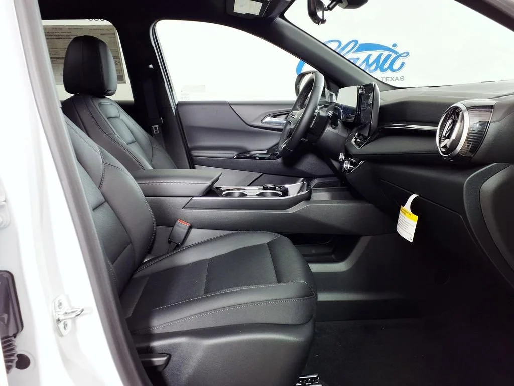 New 2026 Summit White Chevrolet LT image 11