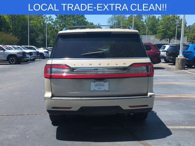 Used 2018  Lincoln Reserve image 4