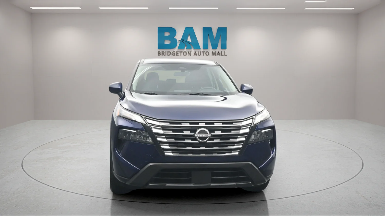 Used 2025 Deep Ocean Blue Nissan SV image 2
