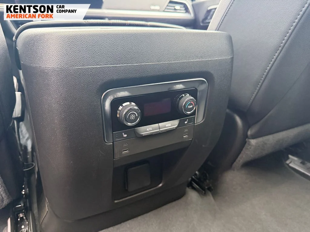 2025 Chevrolet Suburban High Country - Photo 38