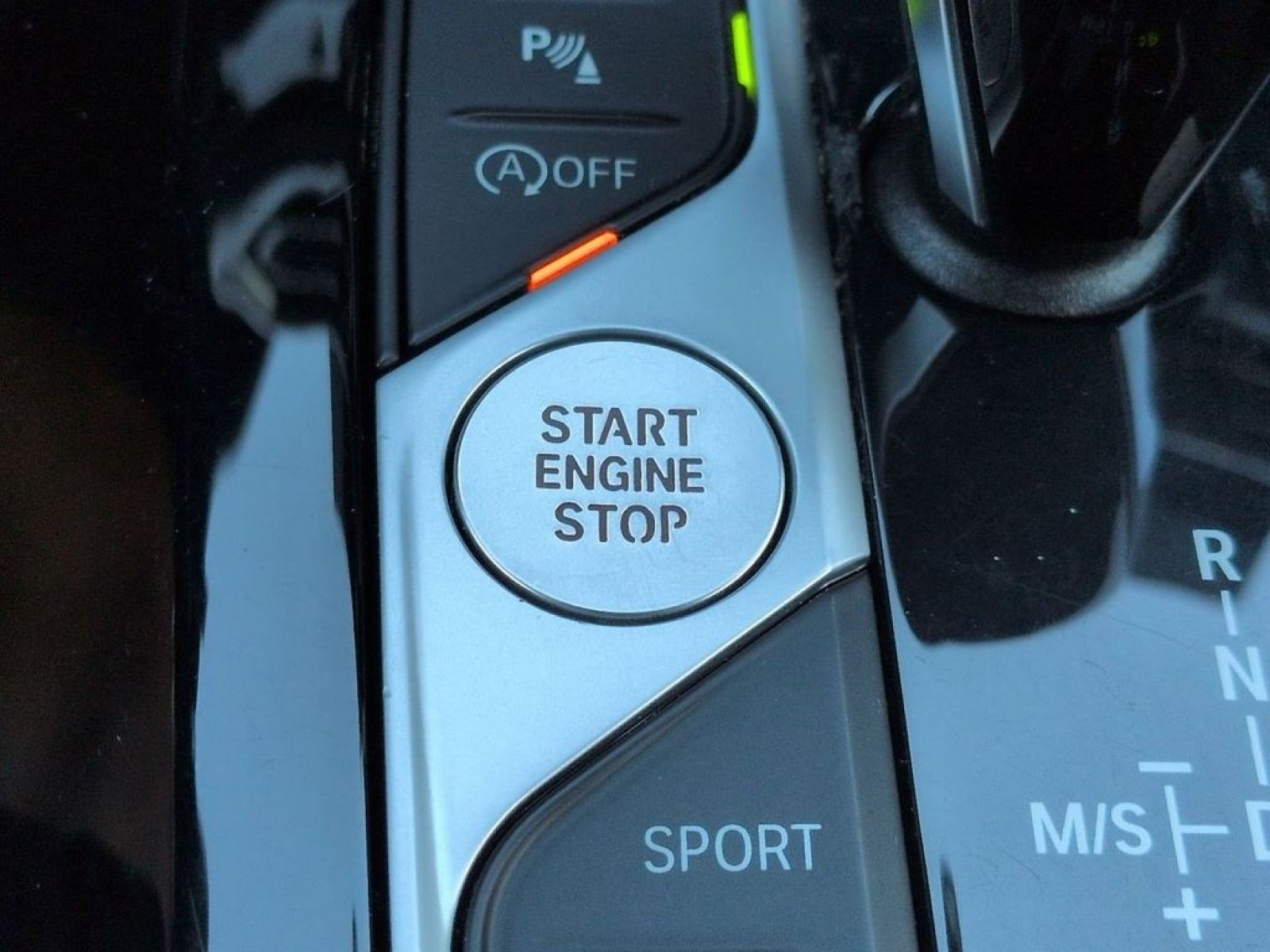 Used 2022 Dark Graphite BMW xDrive30i image 30