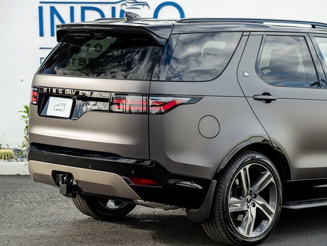 2026 Land Rover Discovery Tempest Edition - Photo 7