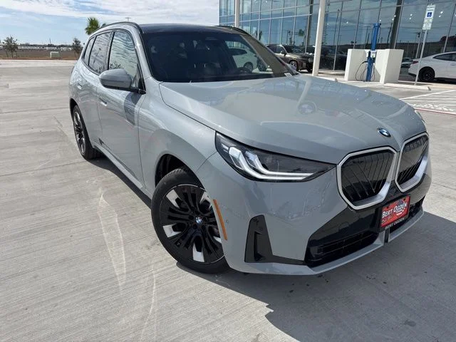 2026 BMW X3 30 XDRIVE's photo