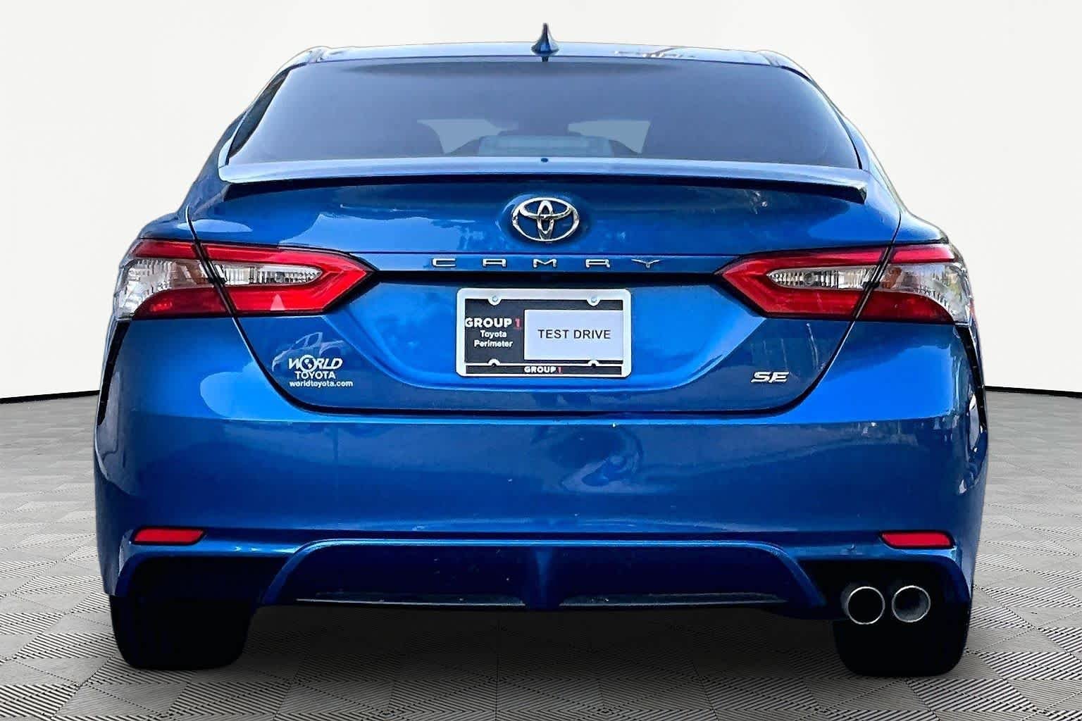 Used 2018 Blue Streak Metallic Toyota SE image 5