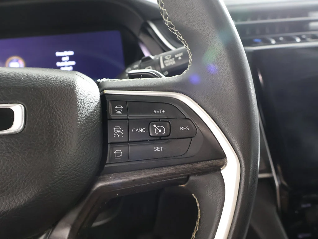 Used 2022 Midnight Jeep 4xe image 52