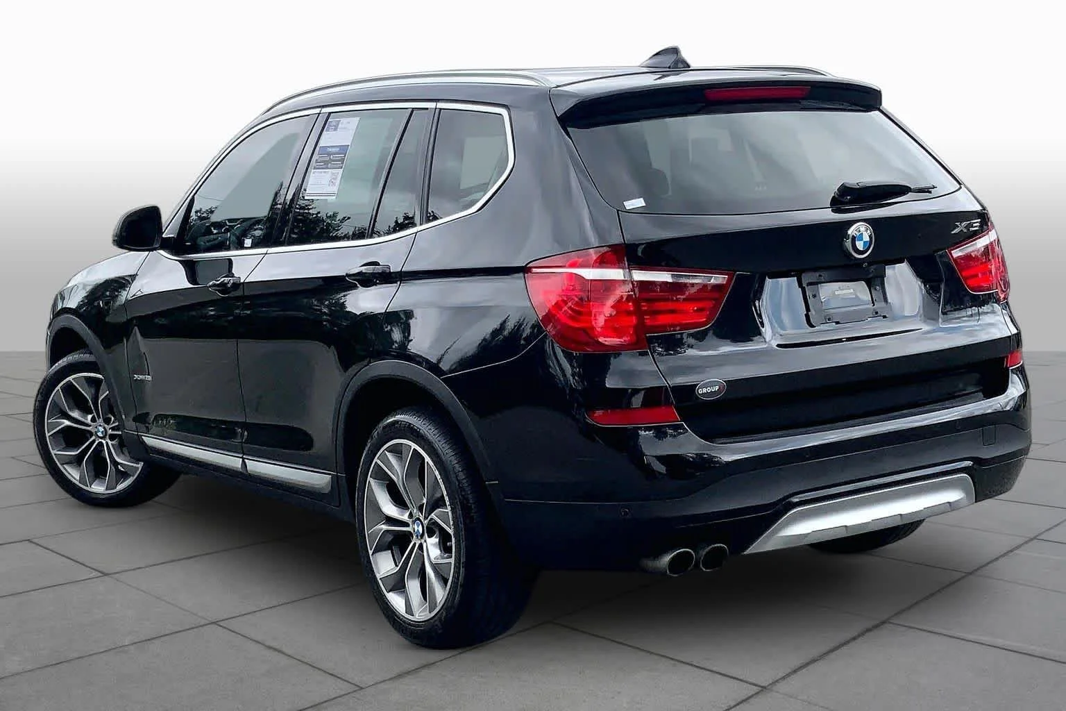 Used 2015 Alpine White BMW xDrive28i image 12