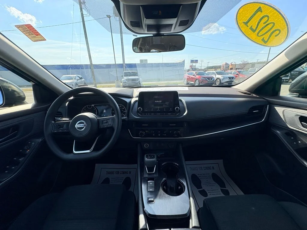 Used 2021 Blue Nissan S image 34