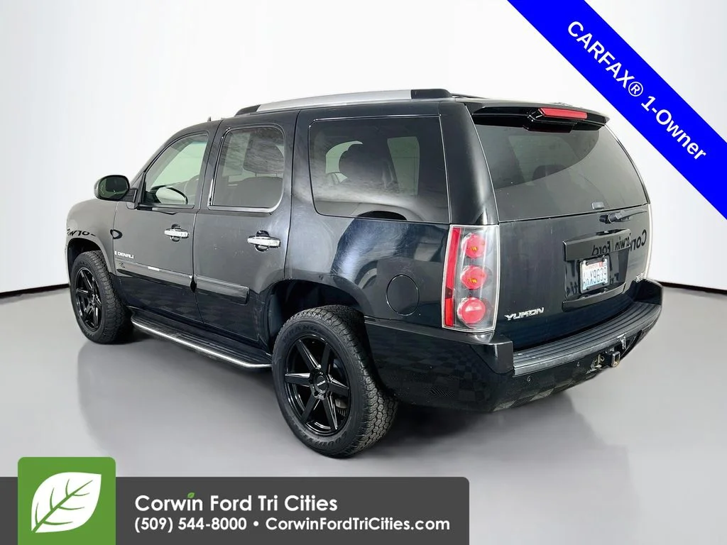 Used 2007 Black GMC Denali image 11