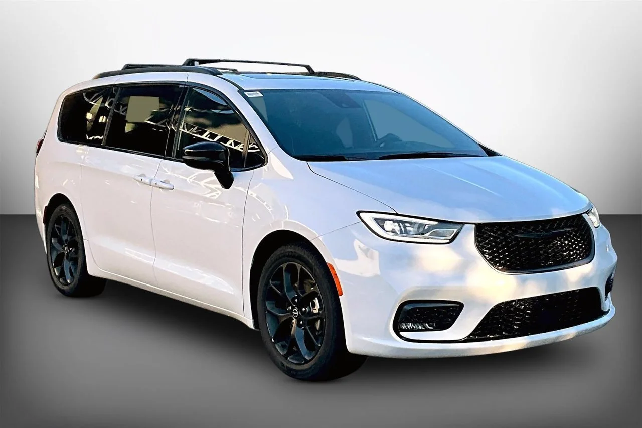 2025 Chrysler Pacifica