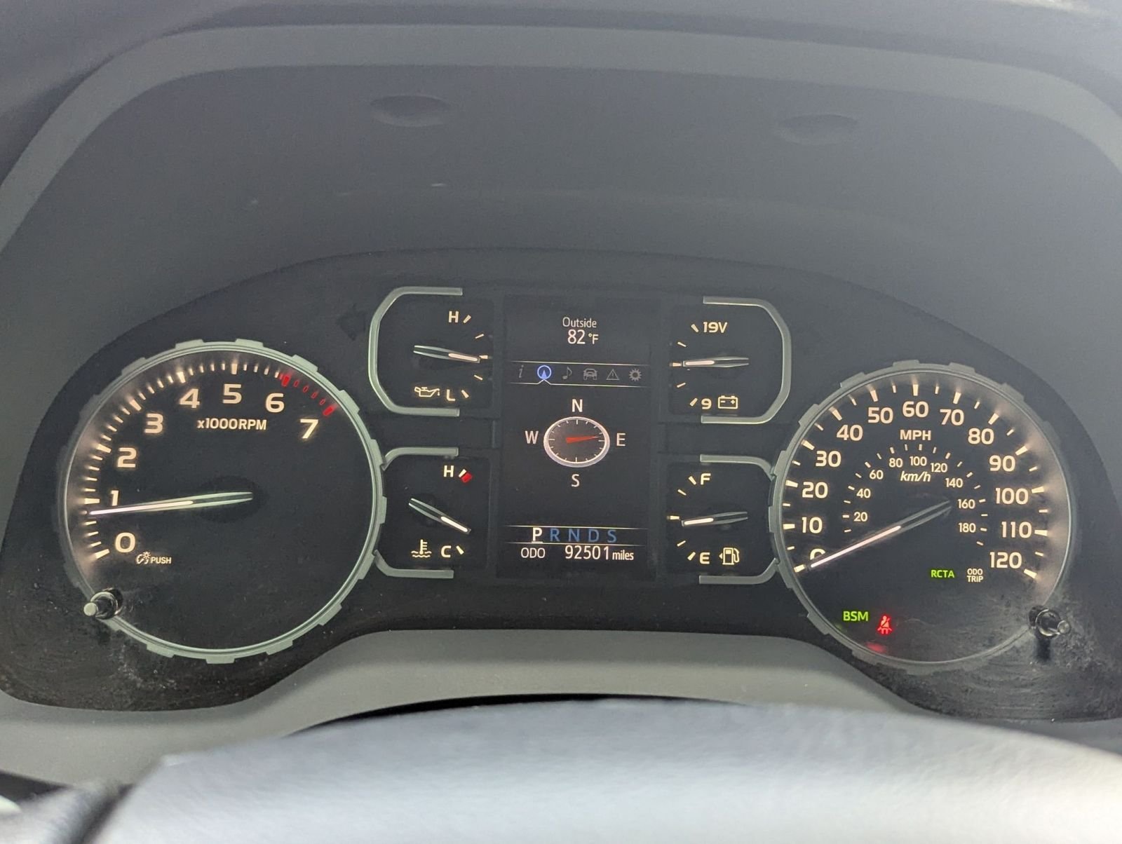 Used 2019 Gray Toyota SR5 image 13