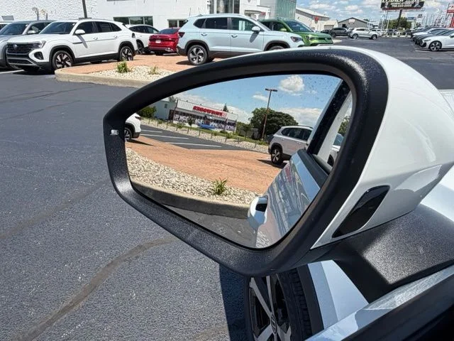 New 2026 White Volkswagen 2.0T SE image 8
