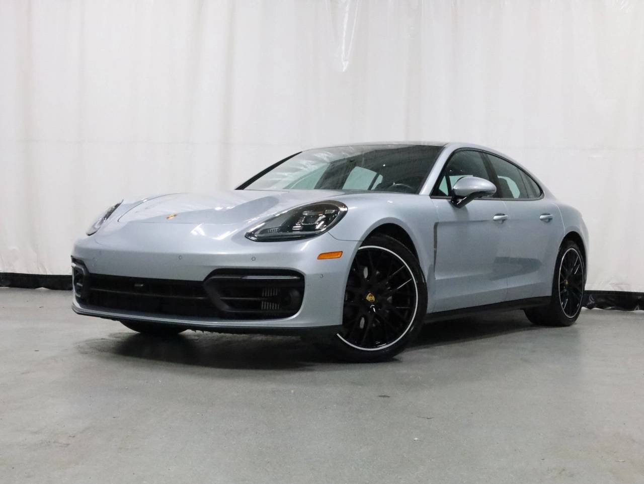 2023 Porsche Panamera