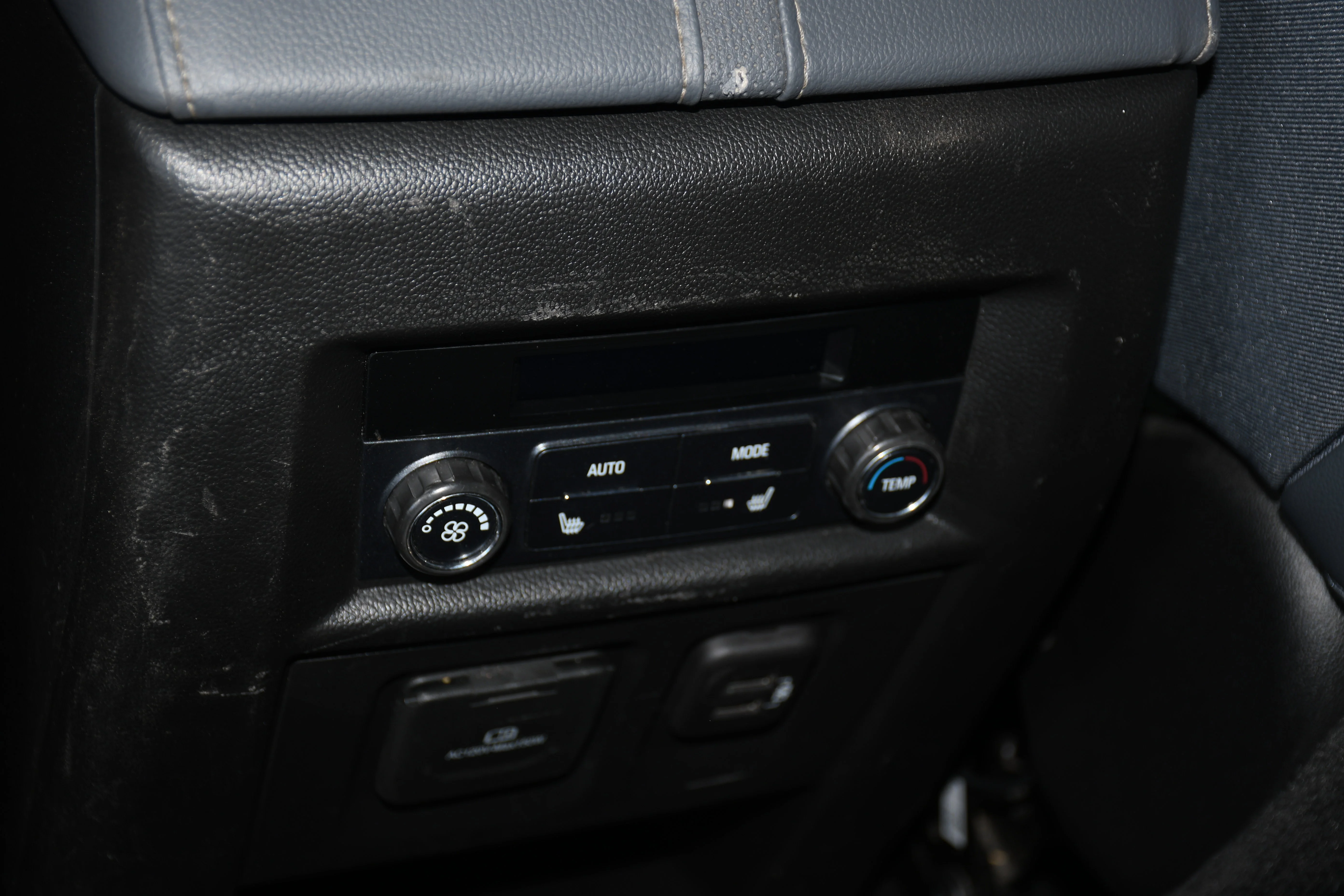 Used 2020 Red Chevrolet Premier image 16