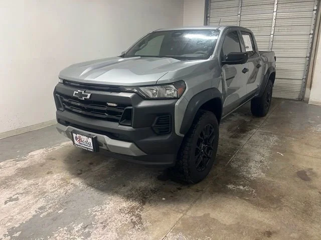 Used 2023 Sterling Gray Metallic Chevrolet Trail Boss image 3