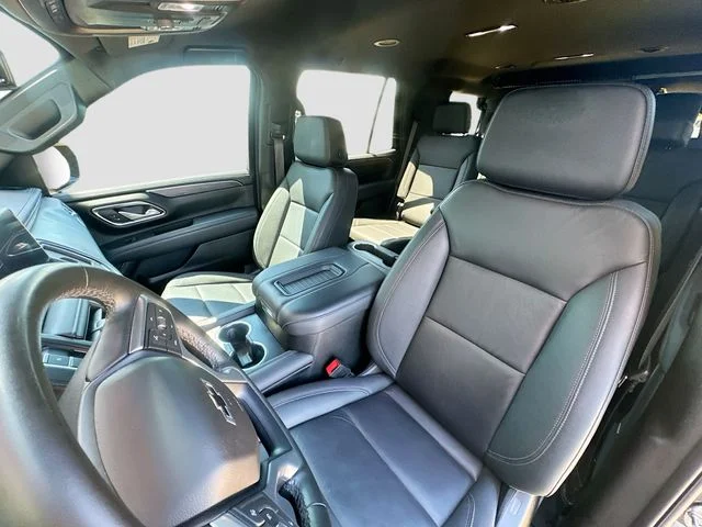 Used 2024 Blue Chevrolet Z71 image 23