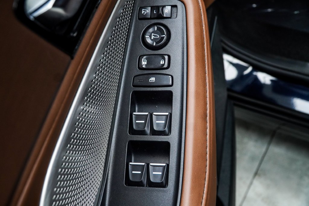 Used 2024 Black Acura Technology image 41