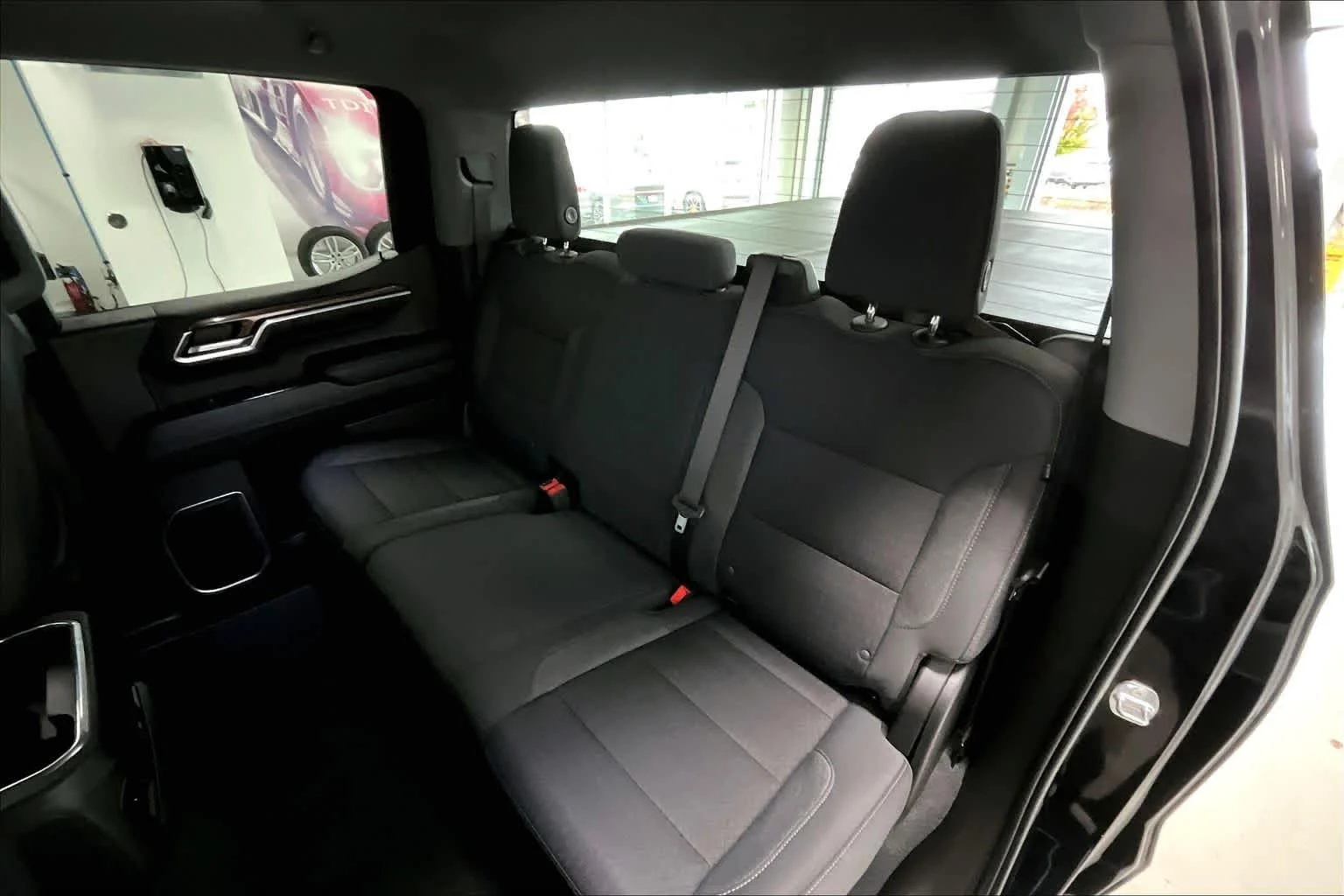Used 2022 Black Chevrolet LT image 25