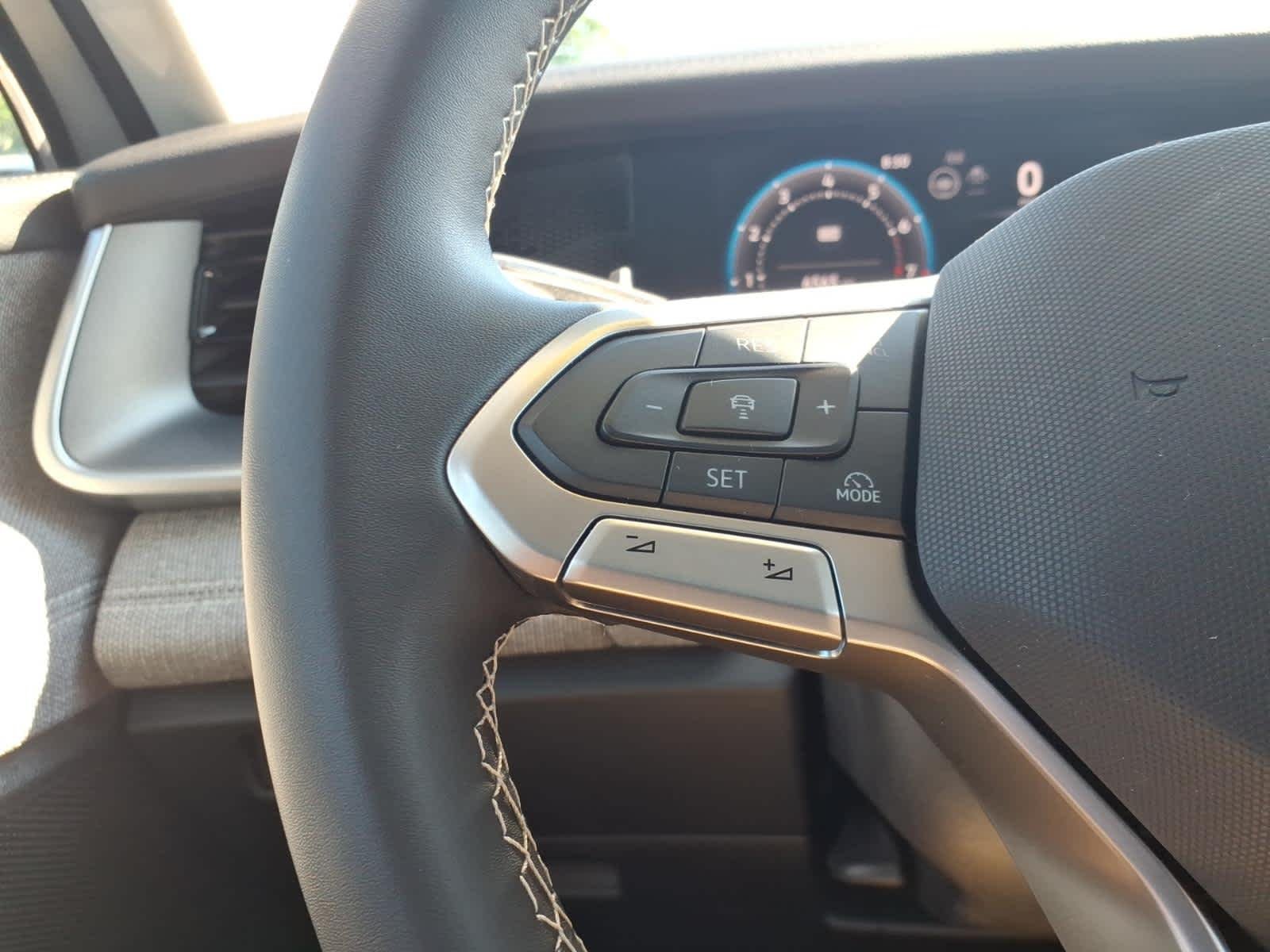 Certified Used 2025 Pure White Volkswagen S image 22