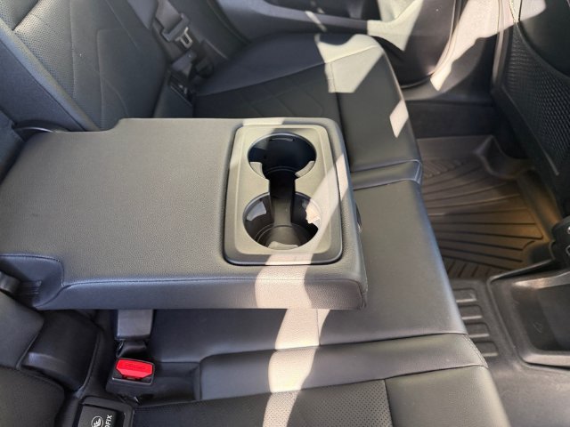 Used 2023 Black BMW xDrive28i image 36