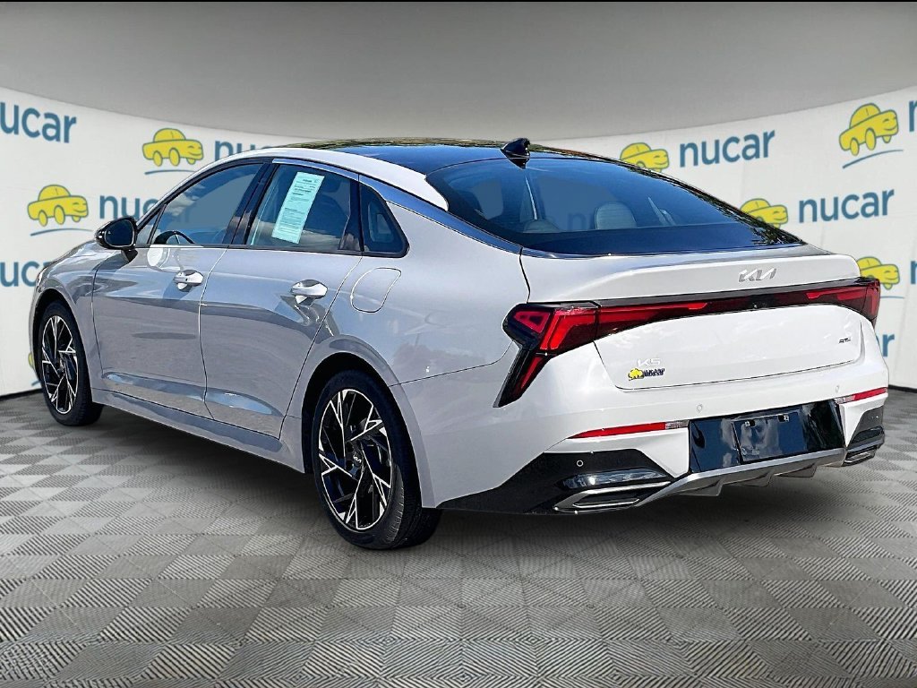 Used 2025 Wolf Gray Kia GT-Line image 4