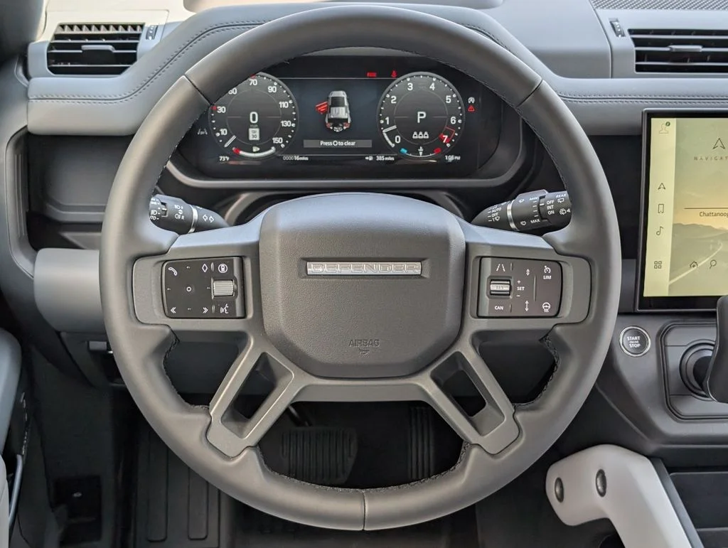 New 2026 Woolstone Green Land Rover X-Dynamic SE image 25