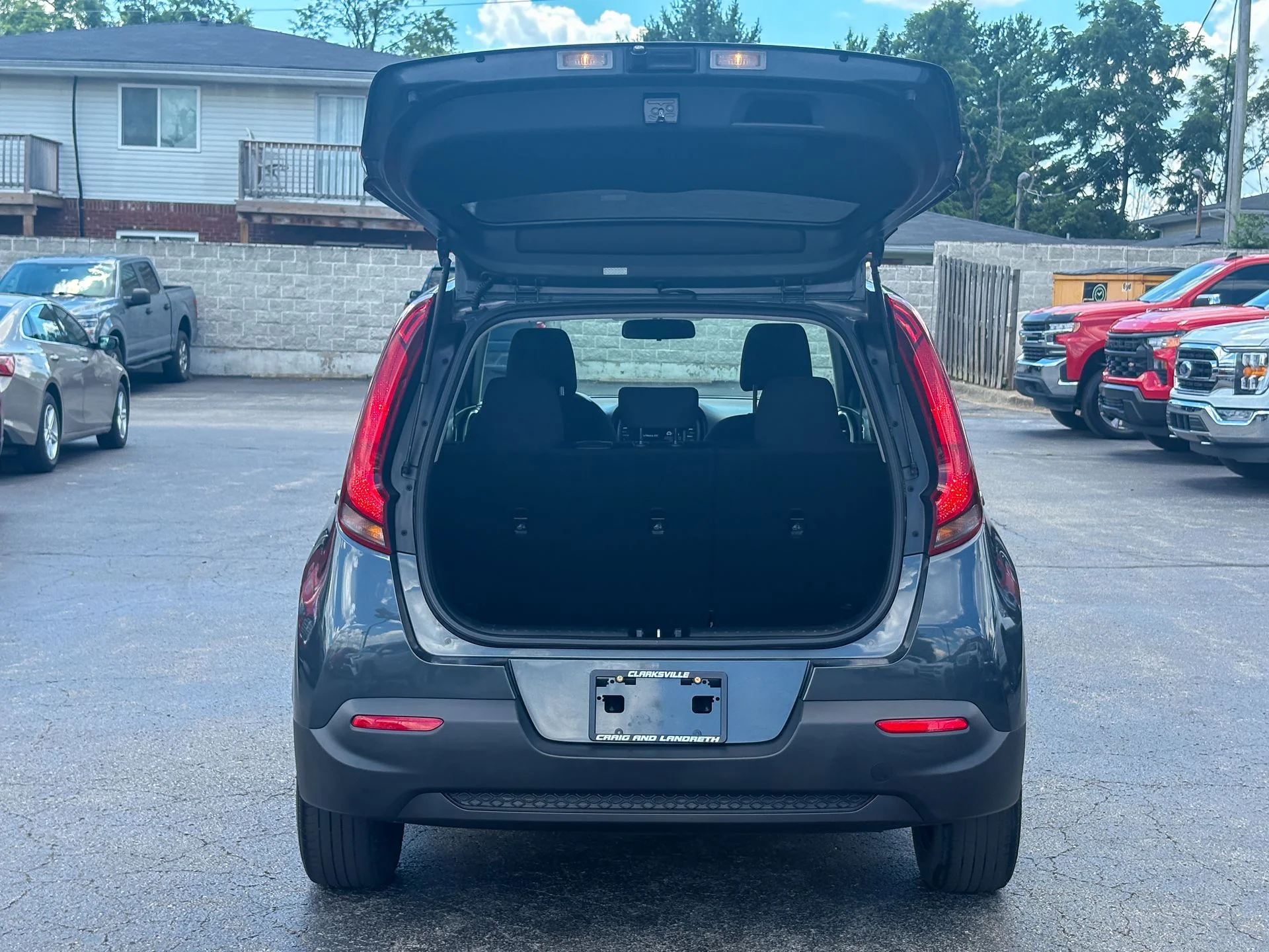 Used 2022 Gray Kia LX image 37