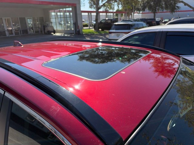 Used 2025 Pearl Toyota XLE Premium image 2