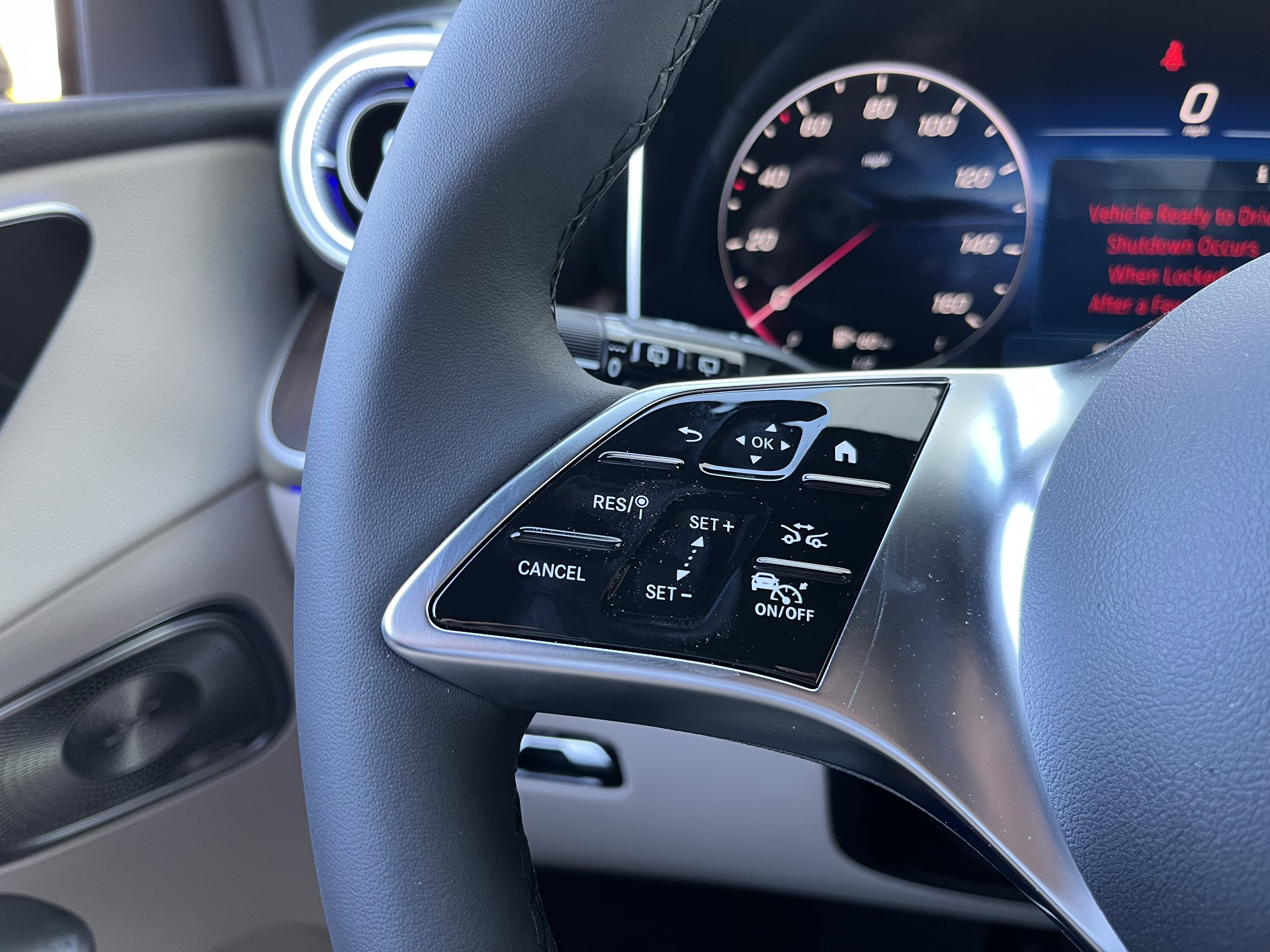 New 2026 Obsidian Black Metallic Mercedes-Benz GLC 300 image 25