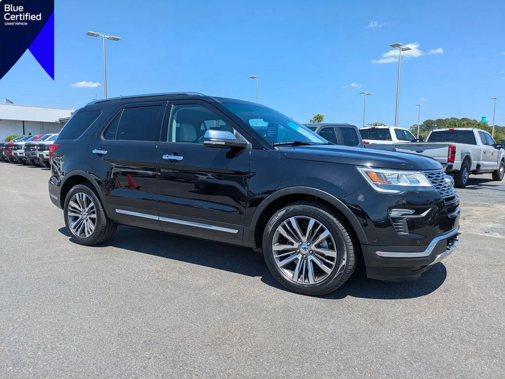 2019 Ford Explorer Platinum 4WD's photo