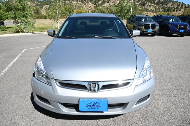 Used 2007 Silver Honda EX-L image 16