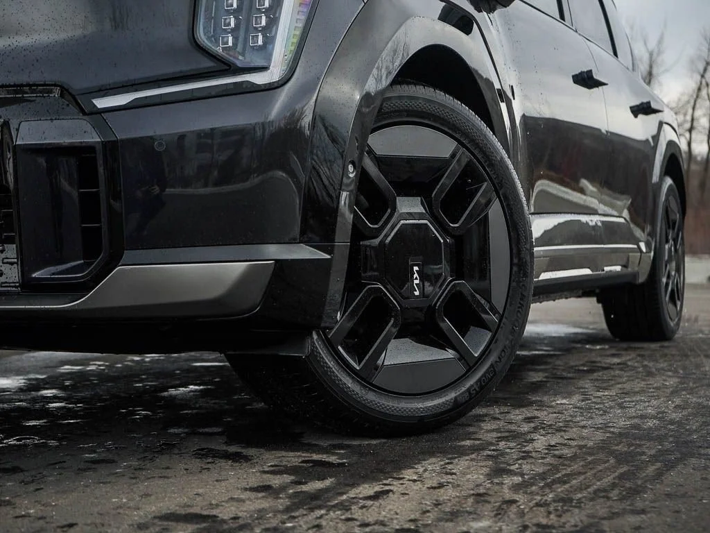 New 2026 Panthera Metal Kia GT-Line AWD image 6