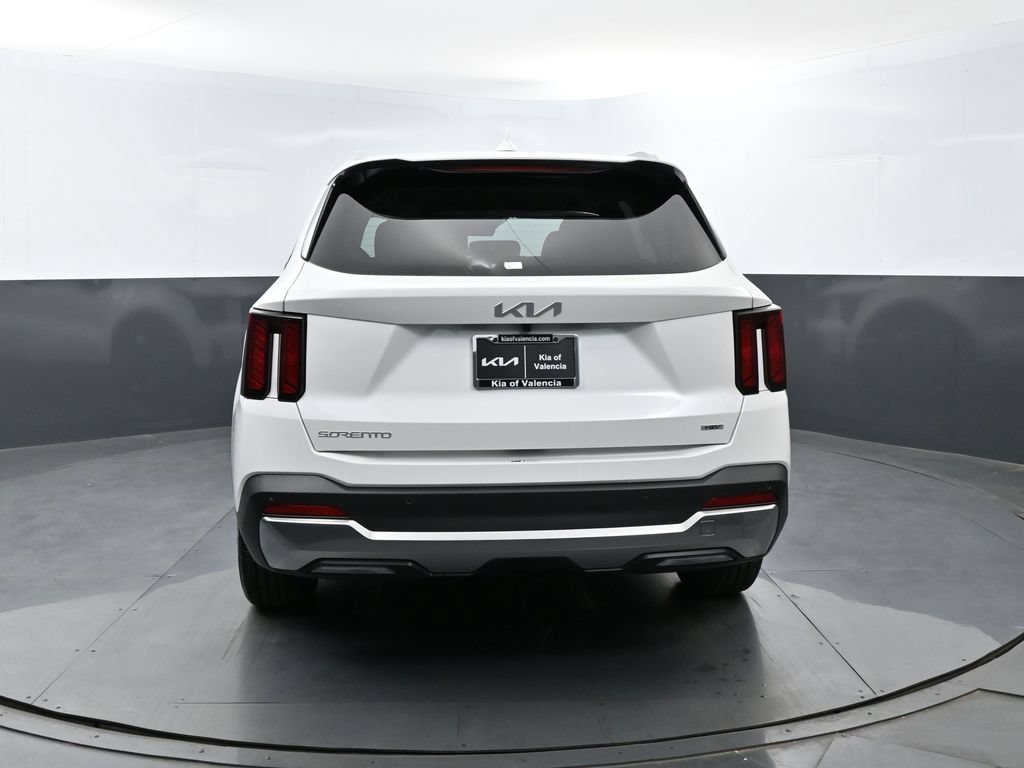 New 2026 Snow White Pearl Kia EX image 24