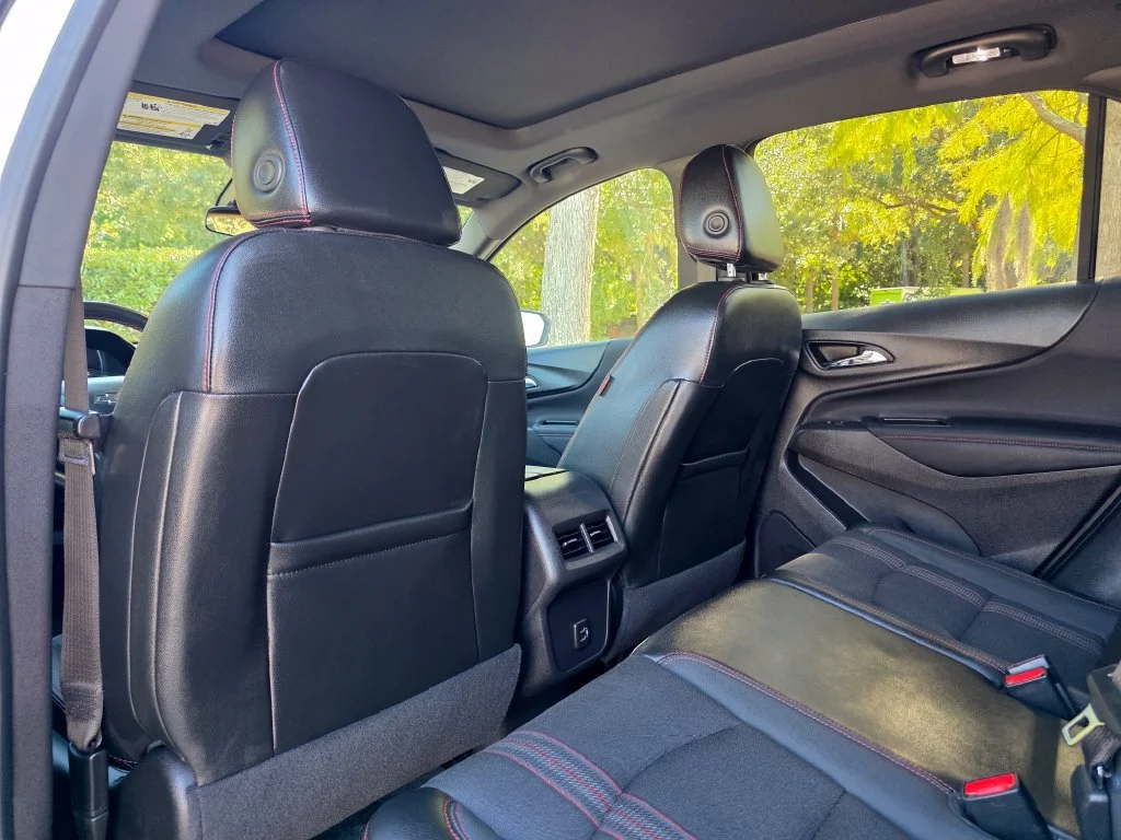 Used 2024 Summit White Chevrolet RS image 27