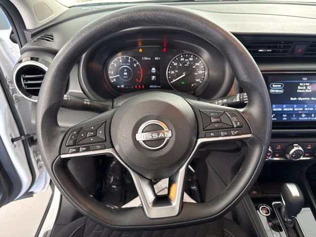 Used 2023 White Nissan SV image 23