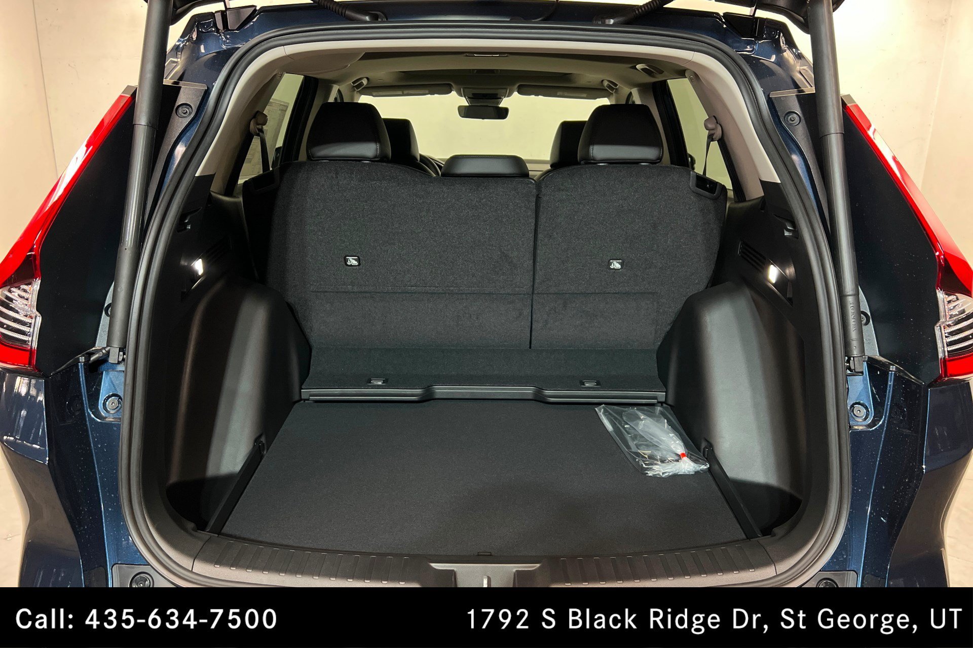Used 2024 Summit White Buick Sport Touring image 219