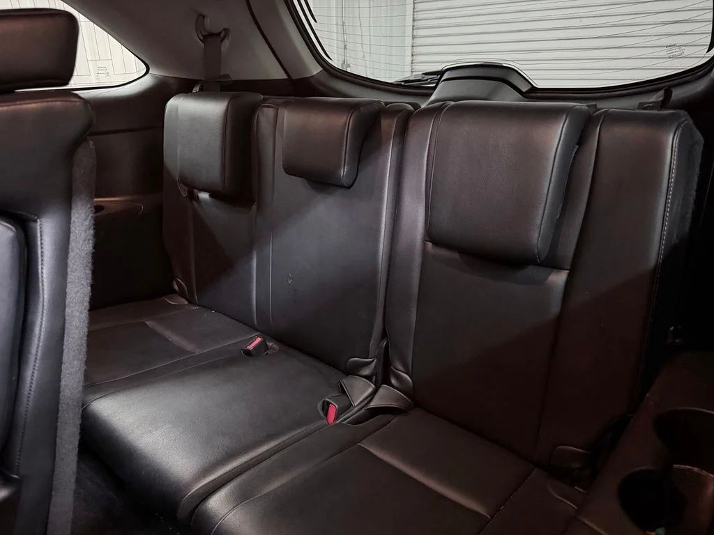 Used 2019 Black Toyota XLE image 27