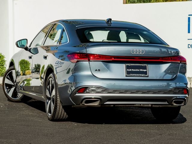 Used 2025 Horizon Blue Metallic Audi  image 7