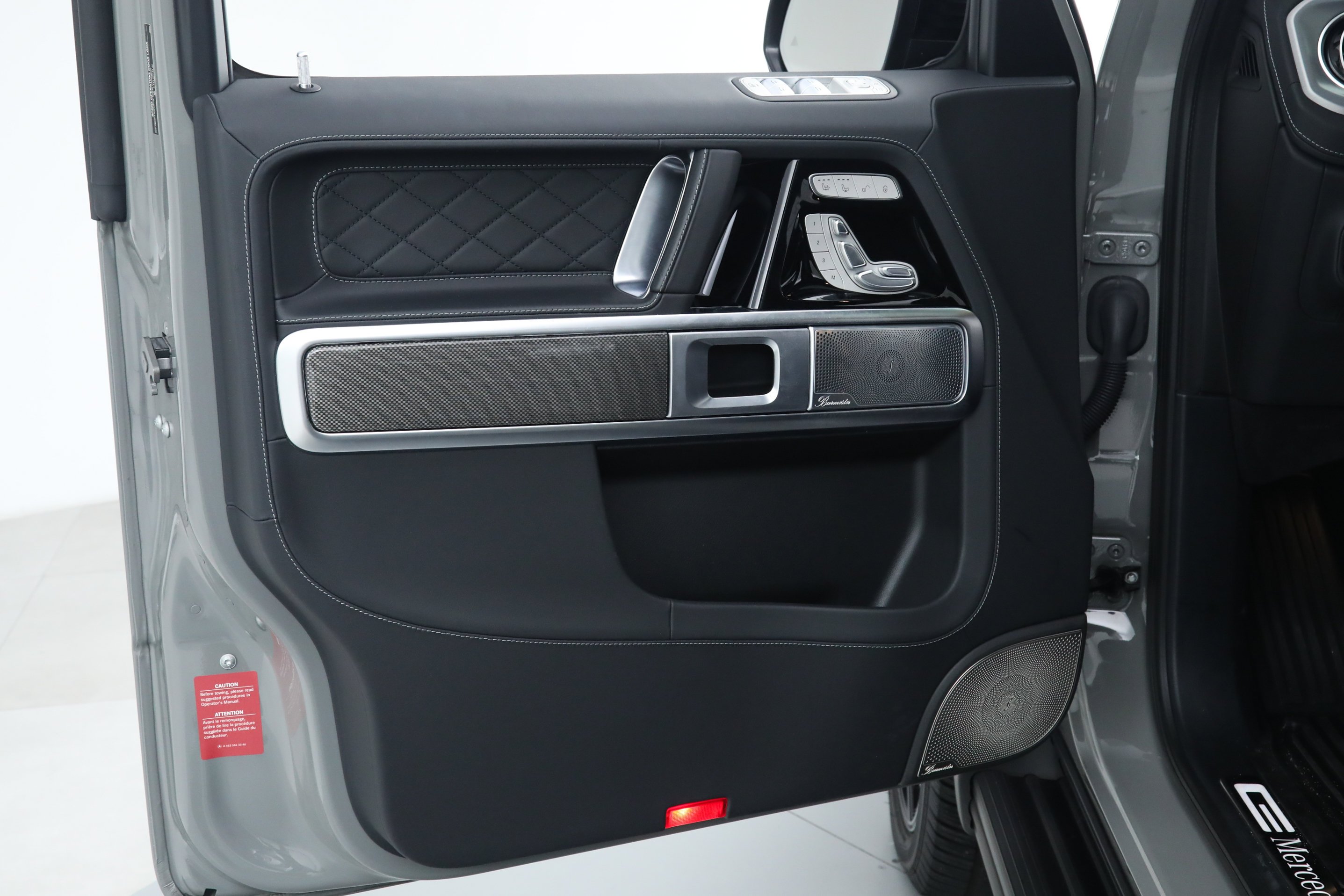 Used 2025 Gray Mercedes-Benz G 550 image 23