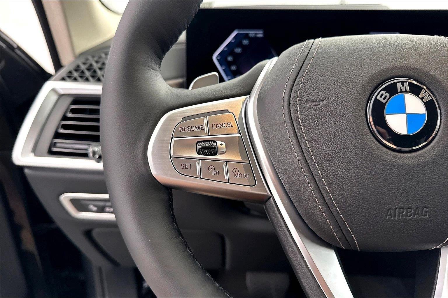 New 2027 Dravit Grey Metallic BMW xDrive40i image 14
