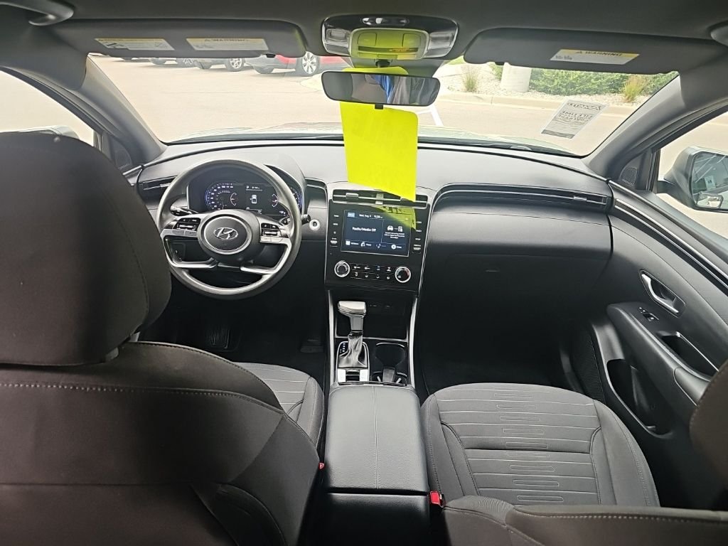 Used 2022 Green Hyundai SEL image 31